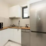 Ara Luxury *