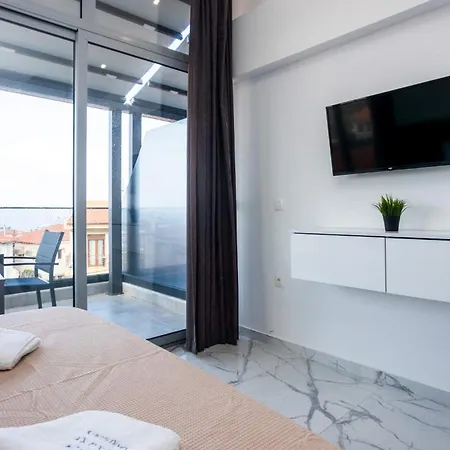 Ara Luxury *