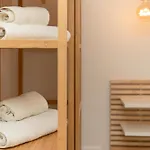 Ara Luxury Apartament *