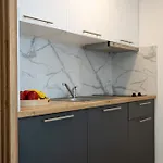 Ara Luxury