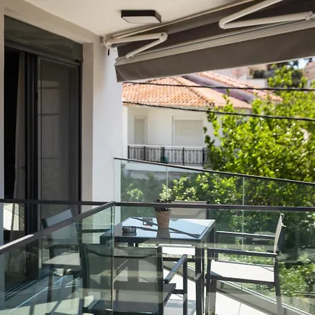 Ara Luxury شقة بوليخرونو