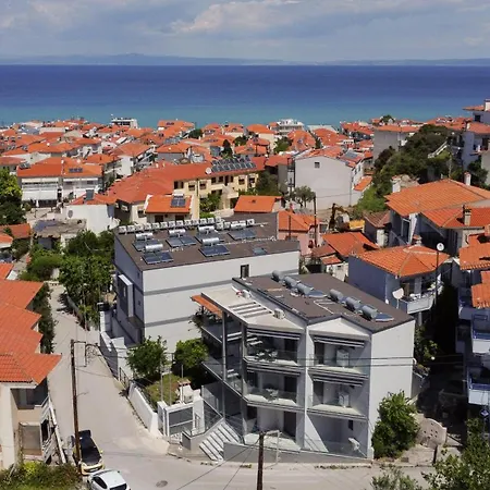 Ara Luxury