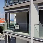 Ara Luxury * Πολύχρονο